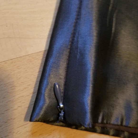 Silky Metallic Gray Top (Size 38/Small) - Picture 2 of 5